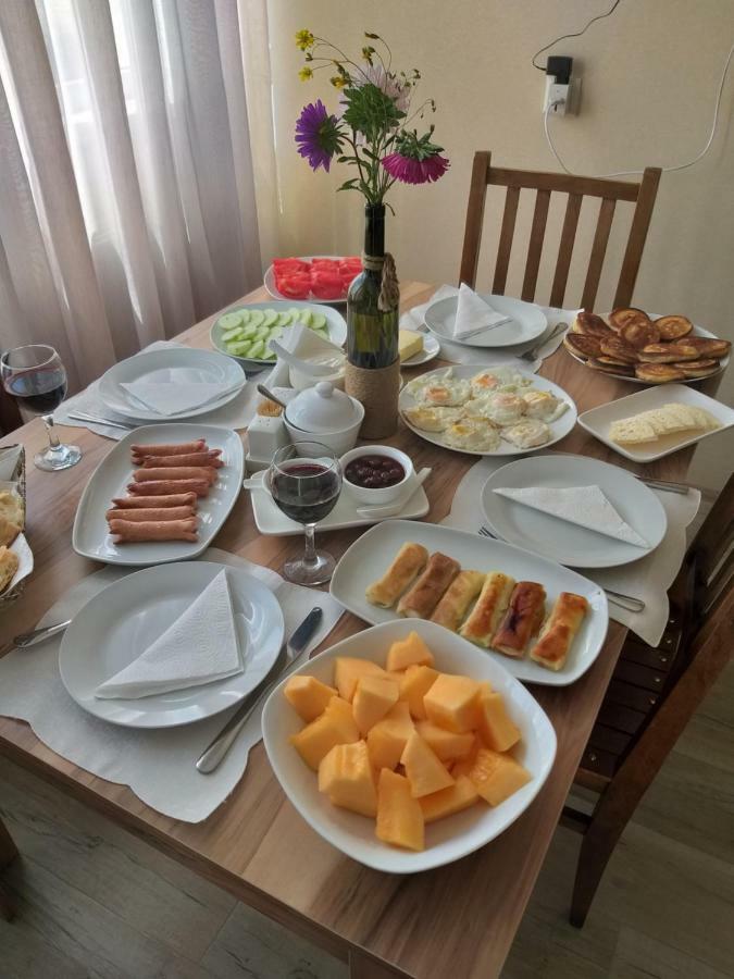 Baqari Inn Kasbegi Buitenkant foto